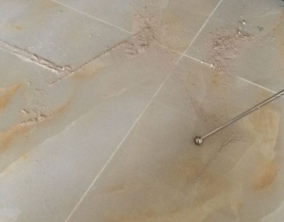 美溪瓷砖空鼓维修公司分享粘合剂选择不当在瓷砖铺贴过程中可能导致以下问题